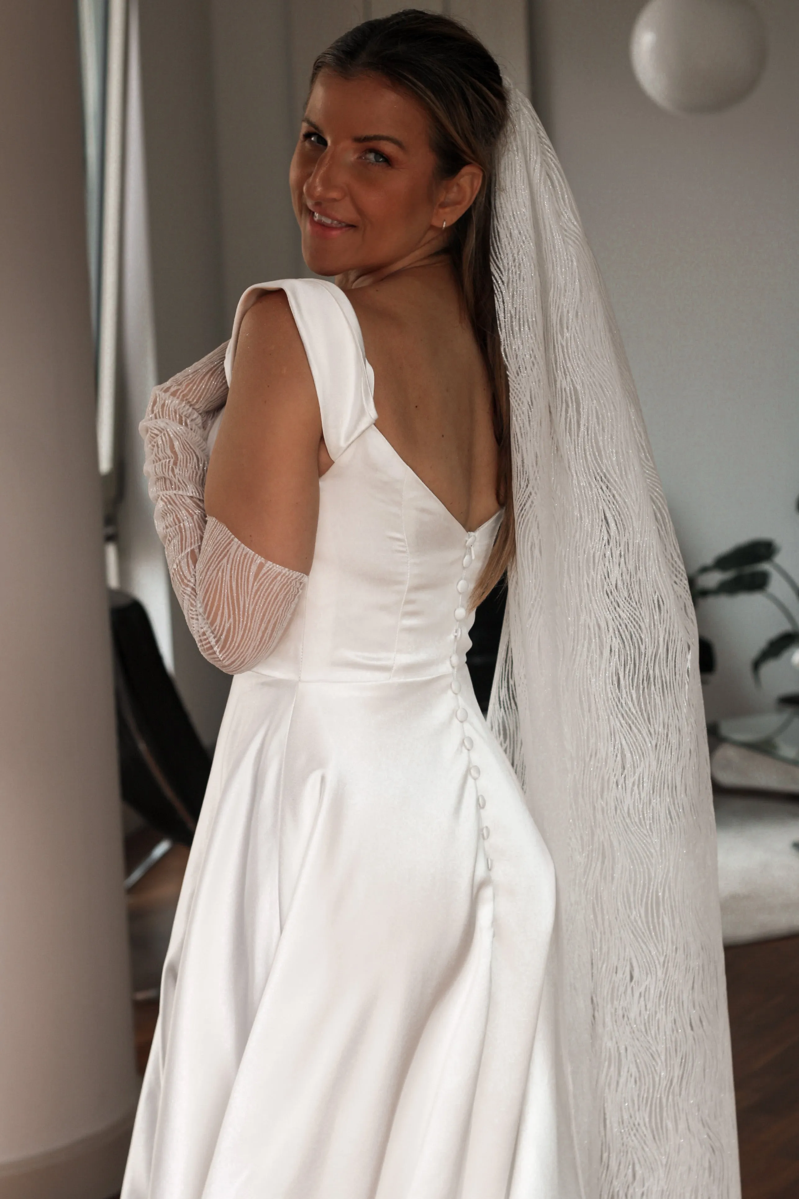 Luxury Wave Wedding Veil